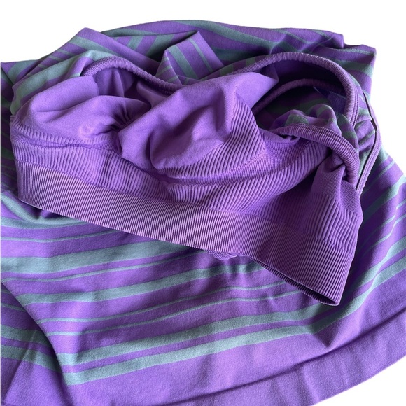 Athleta Gray Purple Striped Seamless Racerback Bra Tank Top - Picture 6 of 6